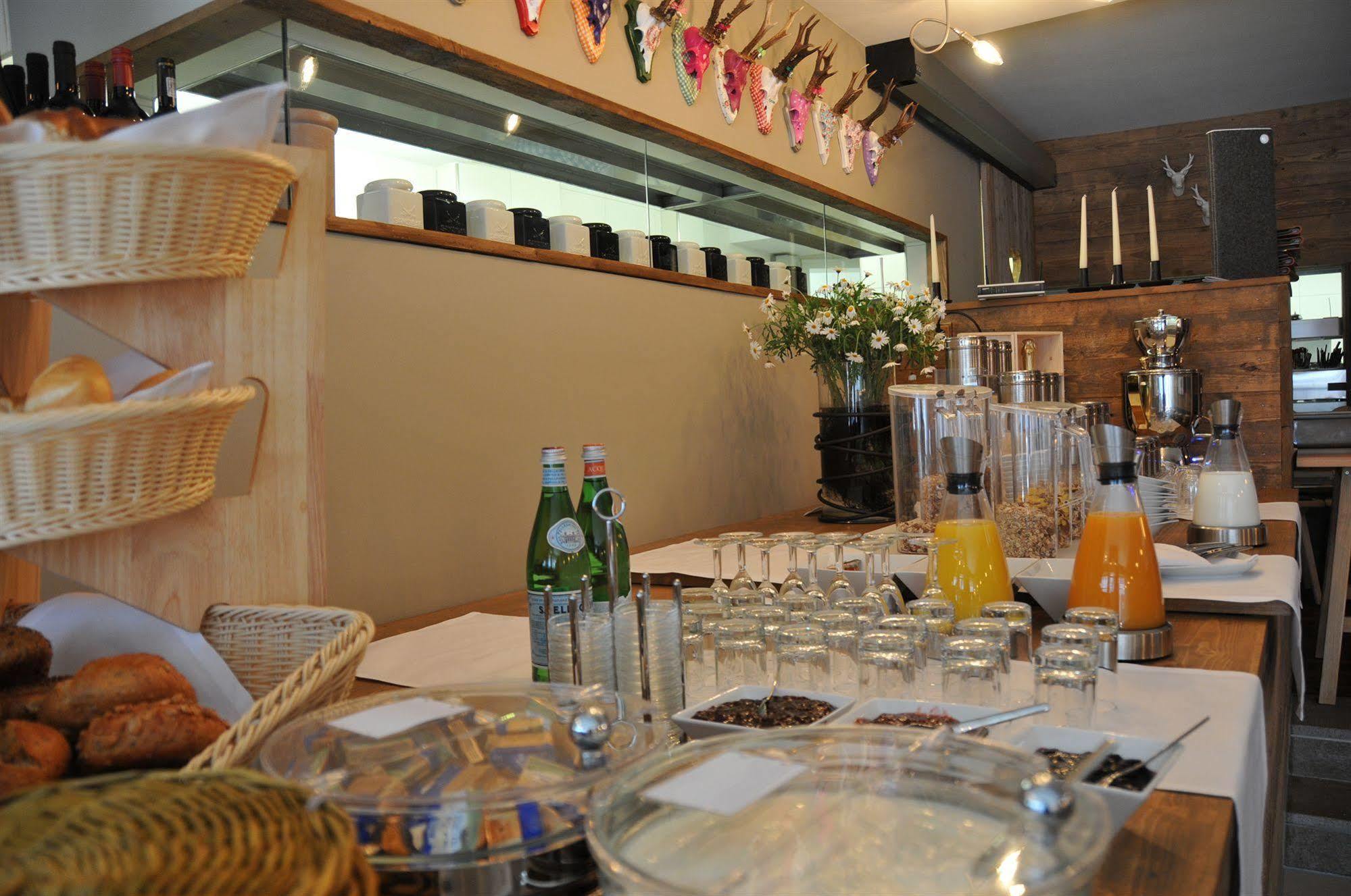 Hezelhof Hotel Dinkelsbuehl Luaran gambar